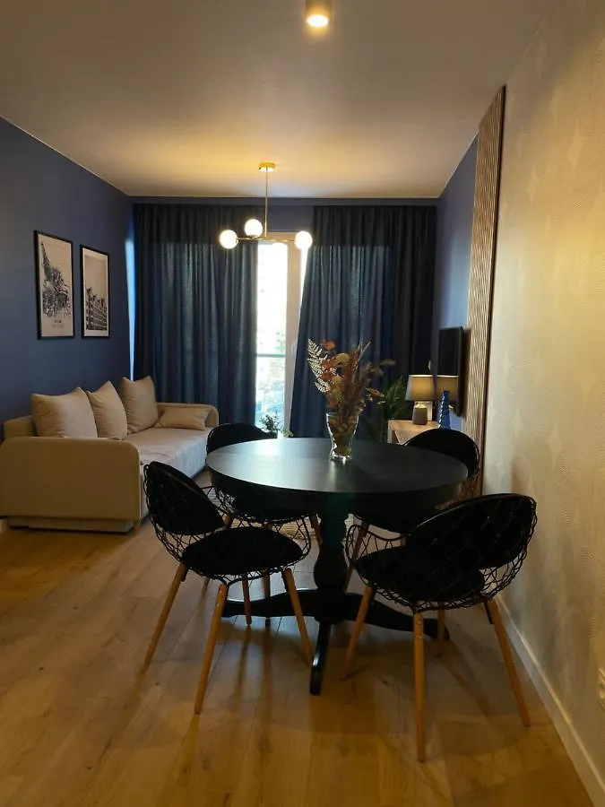 Apartament Obok Starowki - Nowka Sztuka! Apartment Gdansk Poland